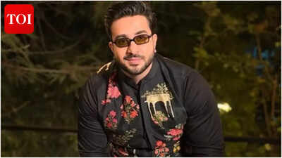 लाफ्टर शेफ्स सीजन 3: सेट पर खाना बनाते समय एली गोनी मामूली रूप से जल गए; 'पकौड़े की जगह, हाट कर दिया' चुटकुले