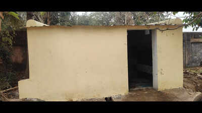 UK couple funds new bathroom for girls’ home in Nabarangpur