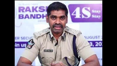 AP high court directs IPS officer Sunil Naik to appear before investigating officer in custodial torture case