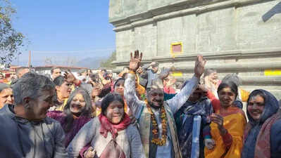 Ashes replace colours at Bhasma Holi in Uttarkashi