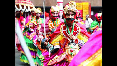 Poll code in effect, Shigmo parade in city to end by 10pm