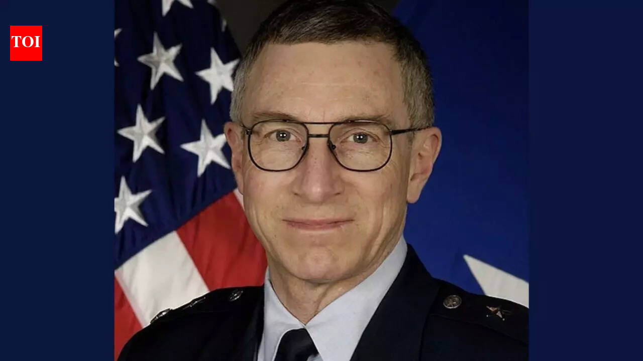 Retired US Air Force general William McCasland goes missing in New Mexico, silver alert issued