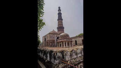 Make a night of it! Heritage walks to promote tourism