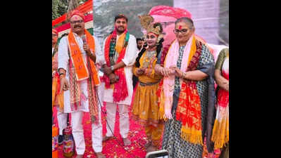 Hues of communal harmony at Holi Milan