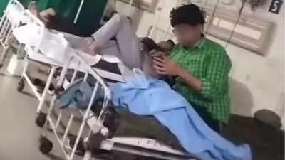 আহমেদাবাদের এলজি হাসপাতালে চিকিত্সকরা আইসিইউ বিছানায় ঘুমোতে দেখেন তদন্তের জন্য