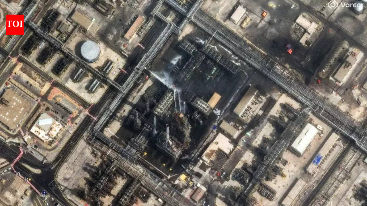 New satellite images capture aftermath of Iran's strike on Saudi Aramco oil refinery