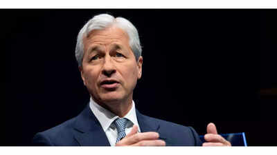 CEO of America's largest bank Jamie Dimon outlines AI's integration at JP Morgan; notes 600-plus use cases that reduce errors and ...