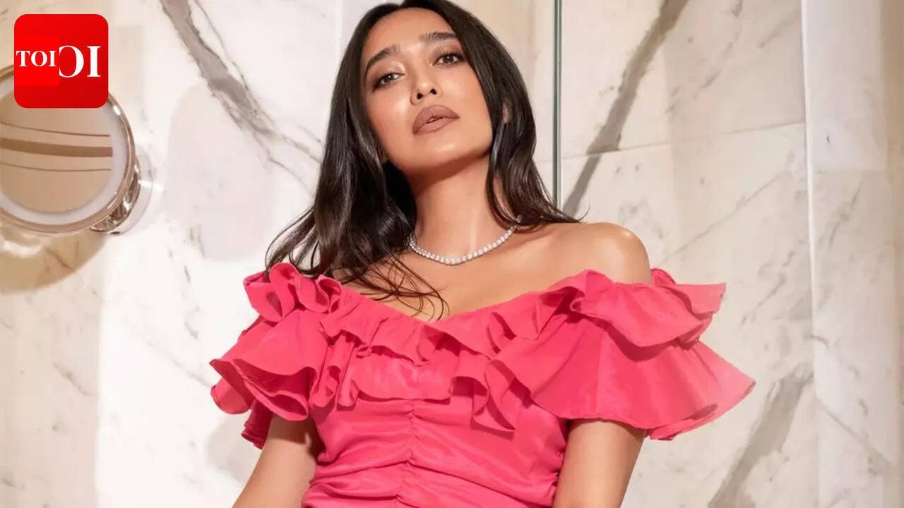 The Bluff: Sayani Gupta becomes Priyanka Chopra’s Hindi voice in ‘The Bluff,’ opens up on the challenge | Hindi Movie News – The Times of India