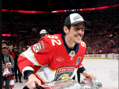 Tomas Nosek to make season debut with Florida Panthers after extended absence due to injury