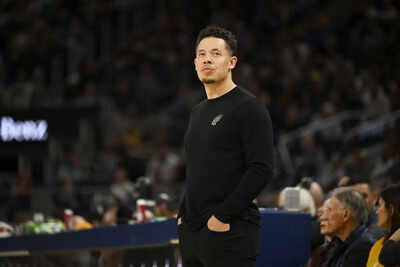 San Antonio Spurs head coach Mitch Johnson’s dominant February run earns him well-deserved Coach of the Month honor