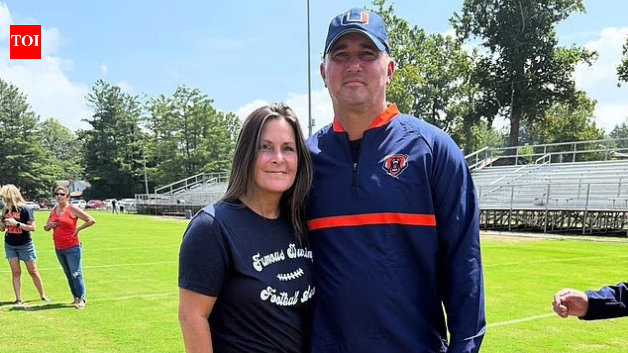 Missing Football coach Travis Turner accused of sending text and images to 16 years old student as family speaks out