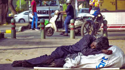 উত্তর কর্ণাটক 40 ডিগ্রি সেলসিয়াস ছুঁয়েছে: রাজ্য জুড়ে তাপপ্রবাহের ঝুঁকি, বেঙ্গালুরুতে অতিবেগুনী বিকিরণের মাত্রা বেড়েছে