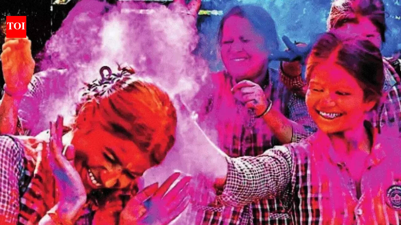 Protect your skin before stepping out to play Holi: Experts share ...