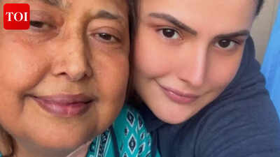 Zareen Khan's mother gets discharged from the hospital