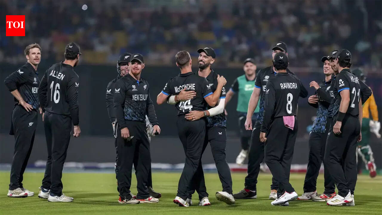 SA vs NZ LIVE: South Africa lose Miller, Brevis in quick succession