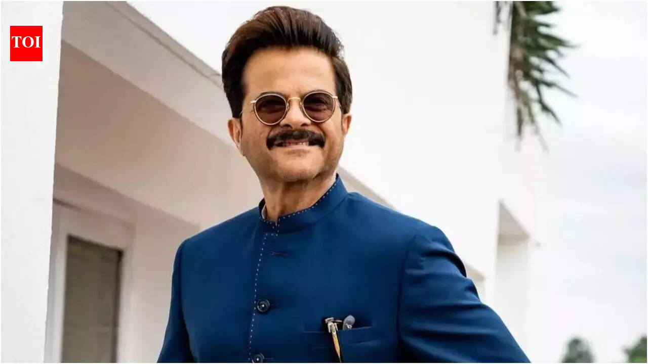 ‘People keep making memes’: Anil Kapoor decodes the philosophy behind Majnu Bhai's donkey and horse painting from 'Welcome'