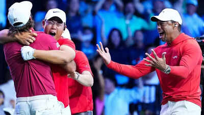 Watch Tiger Woods’ wild reaction to a PGA Tour pro's incredible winning shot at TGL