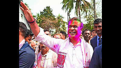 सीएम हिमंत बारपेटा सात्रा में डोल उत्सव शताब्दी समारोह में शामिल हुए