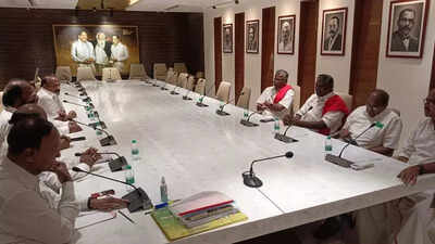 CPI, MNM and AAP holds talks with DMK