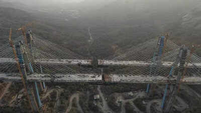 Mumbai–Pune Expressway missing link 98% complete; inauguration likely on May 1