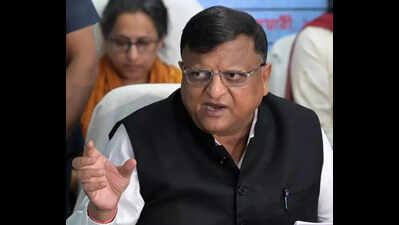 Mantri, Bengal CEO in battle on X over corruption charges
