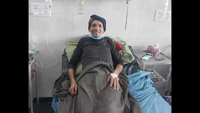 Cop injured in accident undergoes robotic op