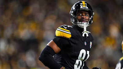  Steelers releasing Jonnu Smith in $7 million cap-saving move ahead of free agency