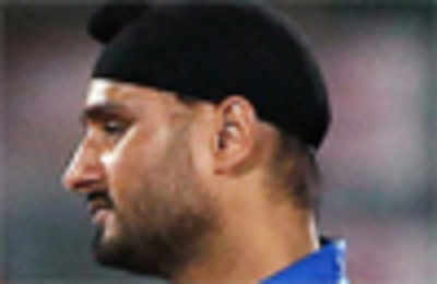 Mumbai Indians look forward to get campaign on track against Deccan Chargers