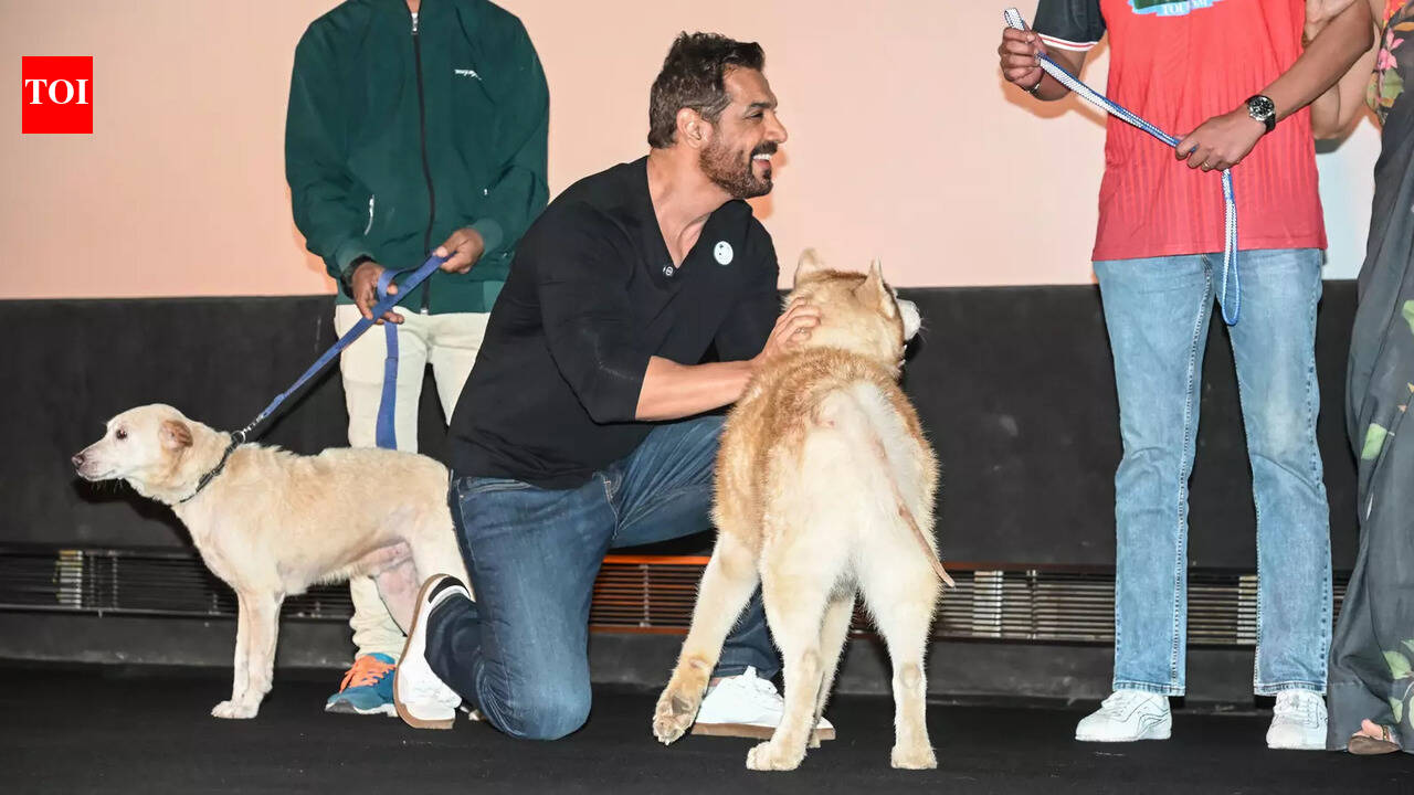 John Abraham attends Pune screening of documentary on a local Siberian Husky Oslo, calls it “special”