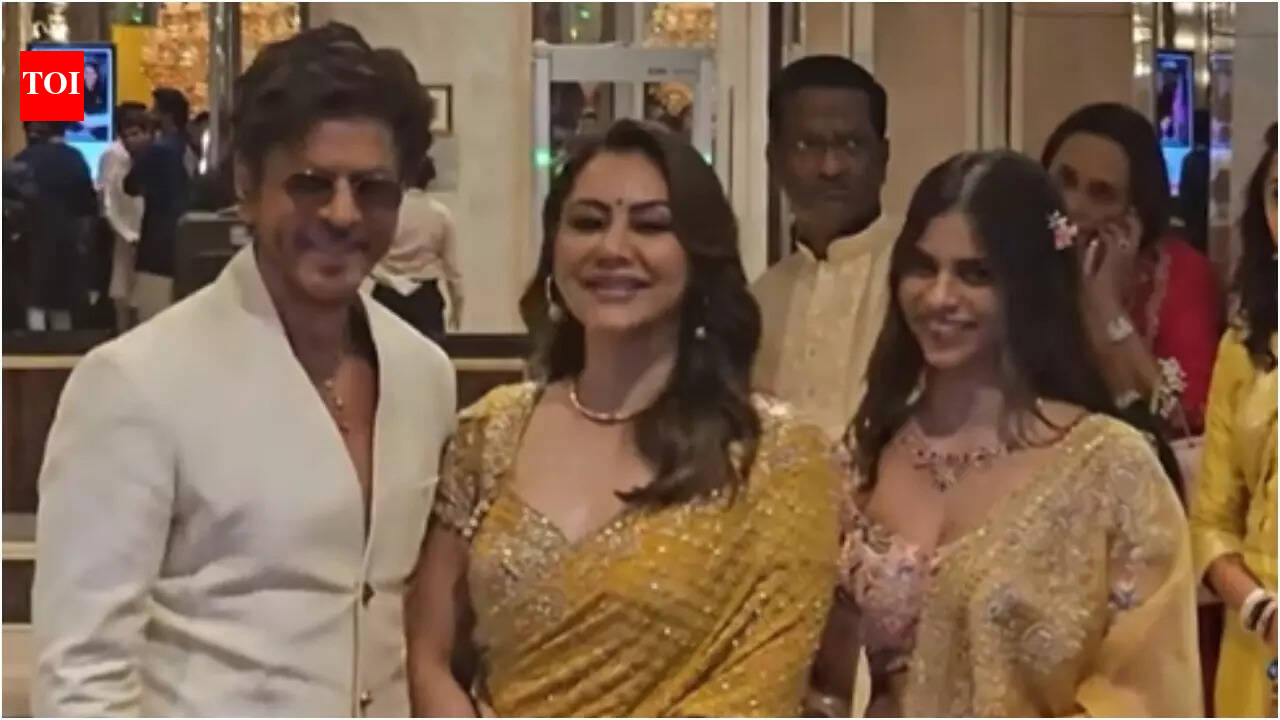 Arjun Tendulkar and Saaniya Chandhok wedding: Shah Rukh Khan dazzles in ivory, Gauri Khan and Suhana Khan twin in yellow - Watch VIDEO