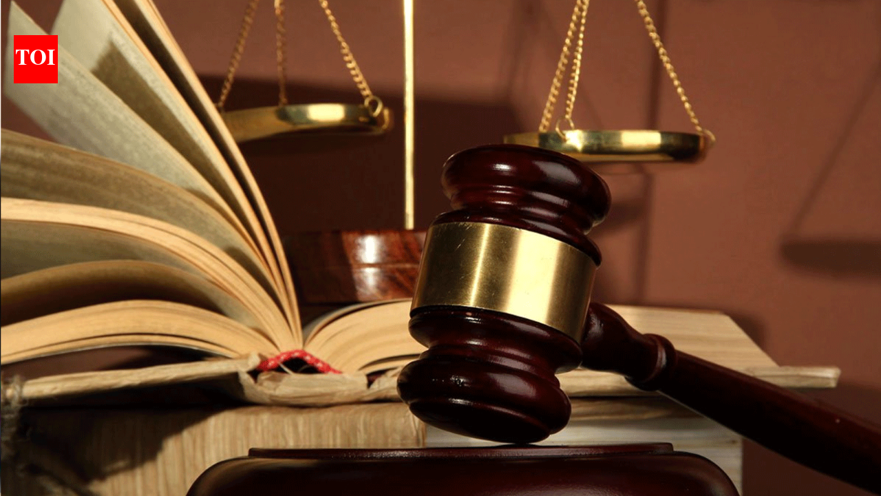 Delhi court acquits 27-year-old ceiling collapse case accused