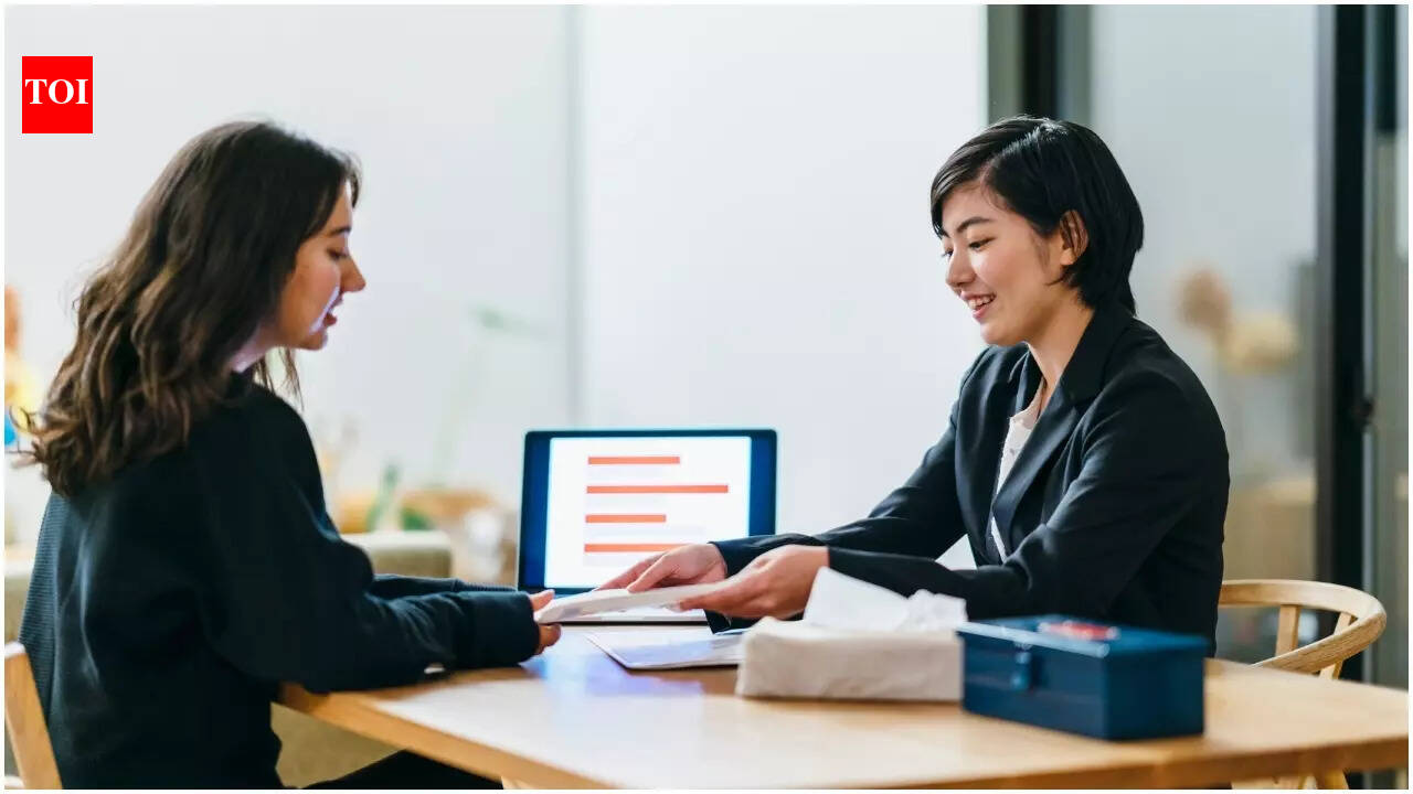 Tips for women to manage finance