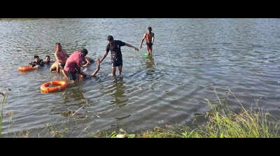 Dhuleti dips turns deadly for 32 in Gujarat