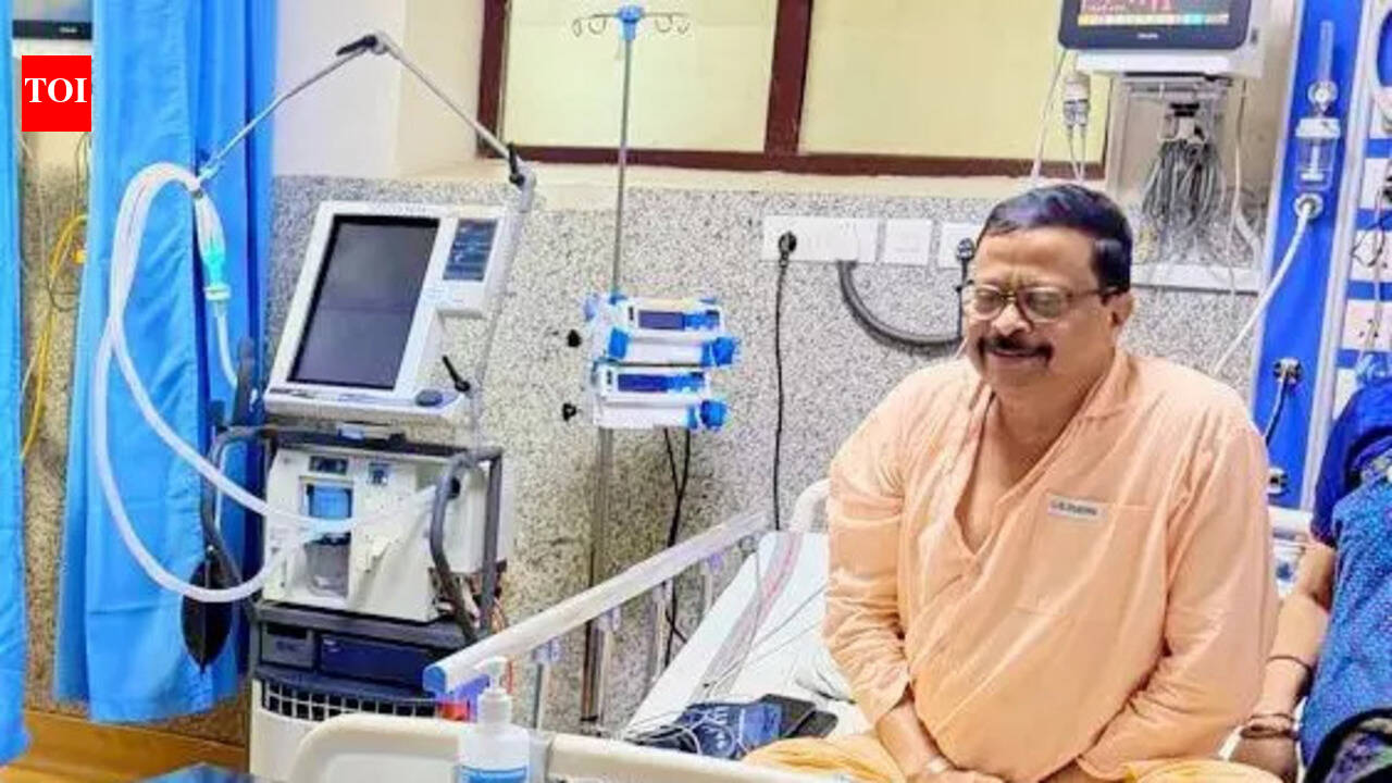 Pujari shifted to AIIMS New Delhi after chest pain