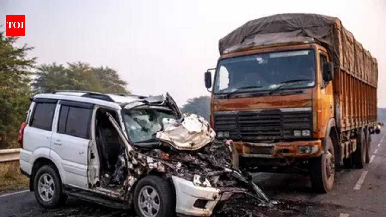 6 die, 7 hurt in separate road accidents in Patna and Barh on Holi
