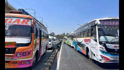 Transporters defer strike in evening, but several commuters struggle through the day