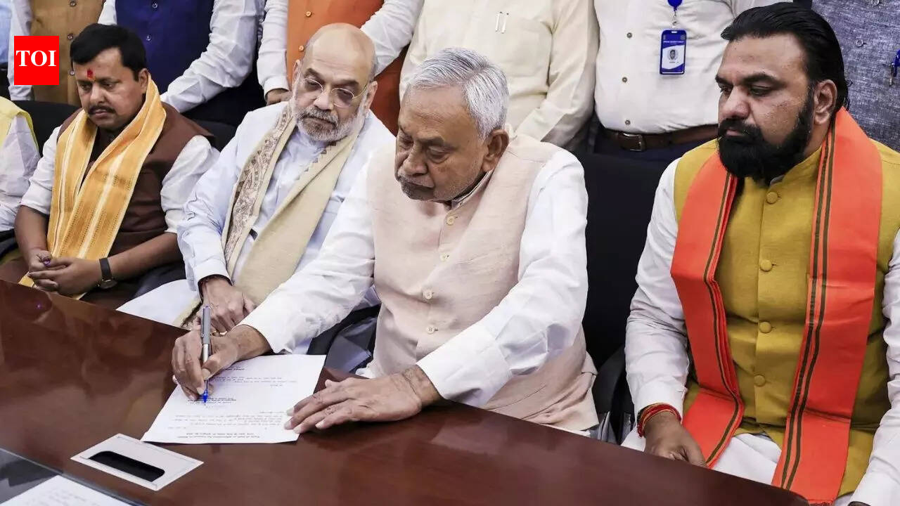 'Always wished to be in both Houses': Nitish Kumar files Rajya Sabha papers