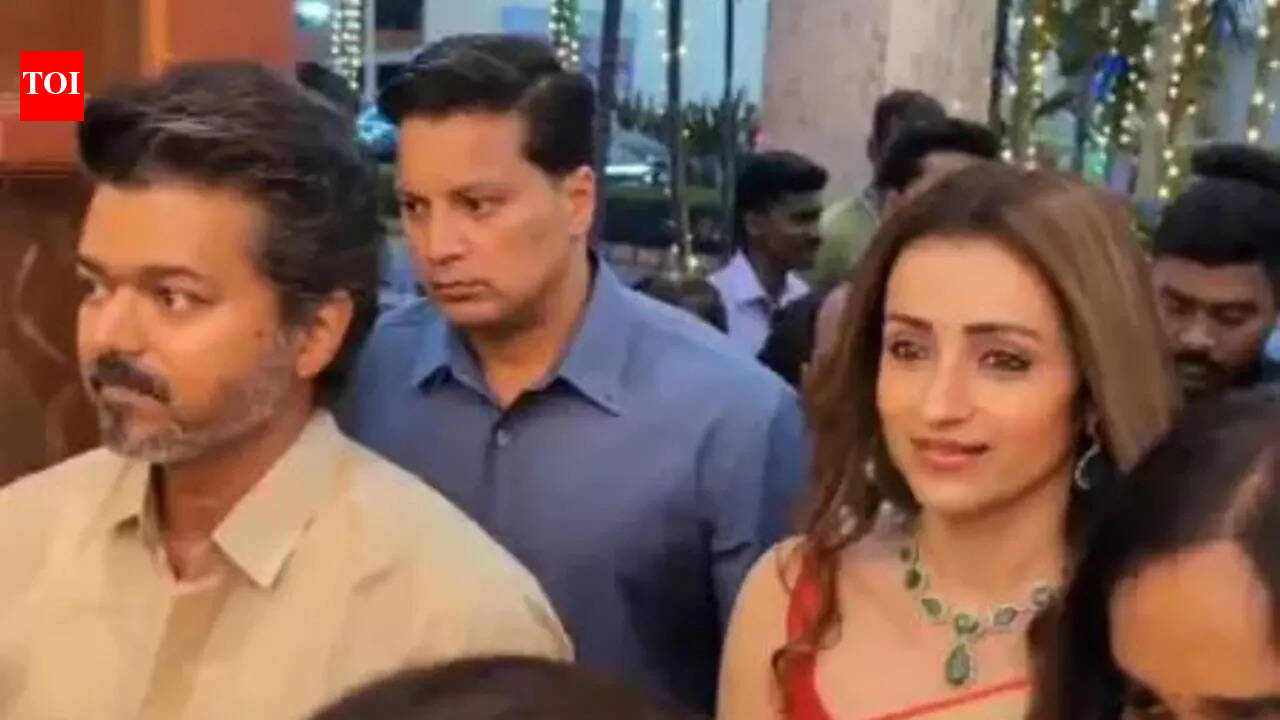 Vijay and Trisha Krishnan seen together at reception; Netizens REACT