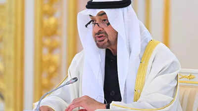 Dubai Mall visitors stunned as UAE President appears for public iftar during regional tensions