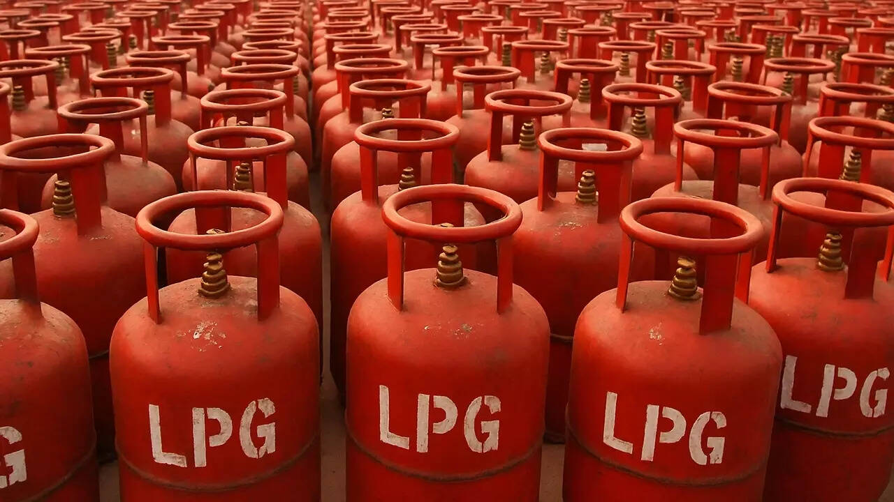 US-Iran war impact: Emergency powers invoked, India asks refiners to step up LPG output to avoid cooking