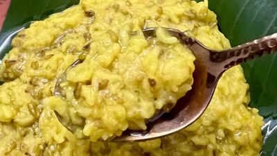 Nutrition expert suggests reasons to have Khichdi regularly and chef's tips on how to make it taste like biryani