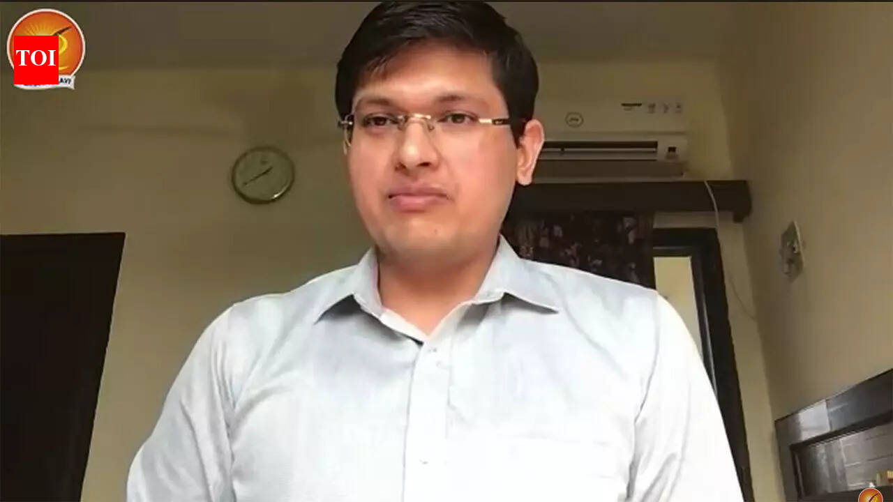 UPSC CSE 2025 toppers list: Anuj Agnihotri secures AIR 1, Rajeshwari Suve M and Akansh Dhull follow