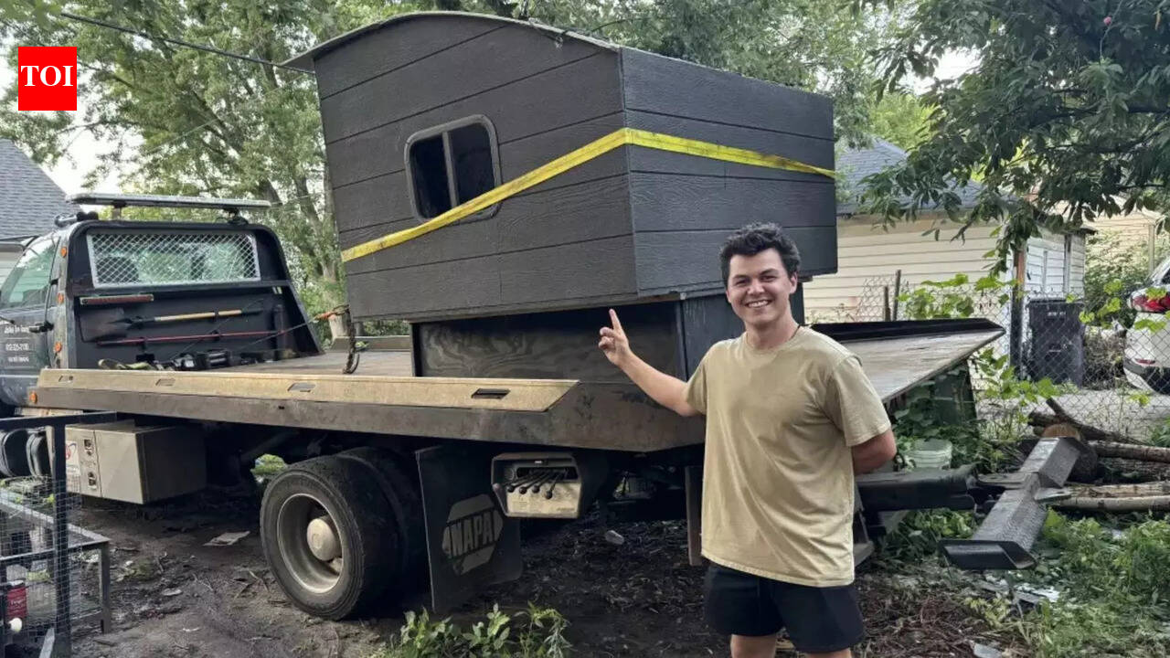 This Nashville guy is always home