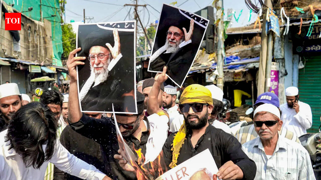 rotesters hit Ranchi streets against killing of Khamenei
