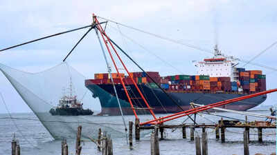 ईरान में संघर्ष: तेल कंपनी और लॉबी समूह जहाजों के लिए सुरक्षा चाहते हैं