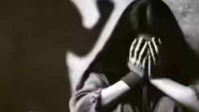 ভোপাল ভয়াবহ: ক্লাস 3 ছাত্রী প্রলোভন, প্রতিবেশী দ্বারা ধর্ষণ; অভিযুক্তকে মারধর করে স্থানীয়রা