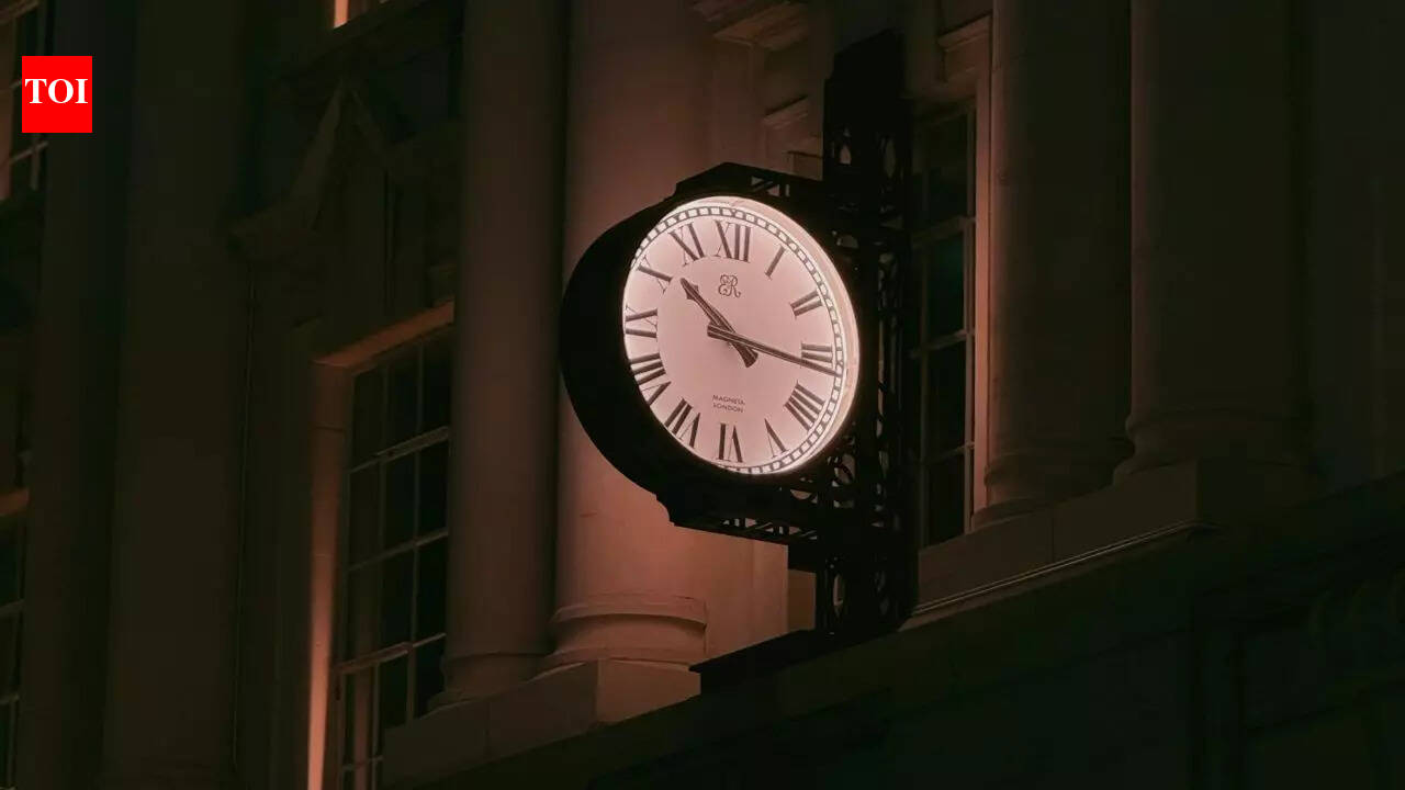 Daylight saving time 2026: Clocks spring forward this Sunday across the US and Canada; bringing longer evenings and shorter sleep