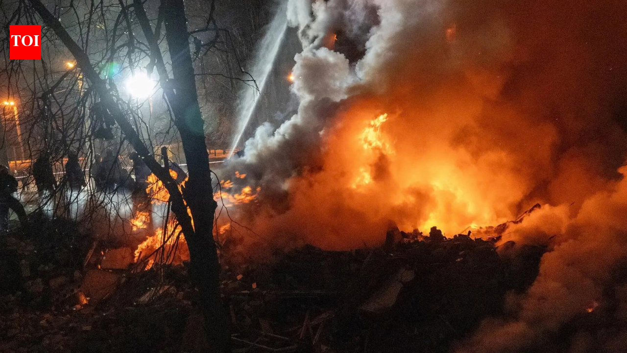 Russian missile strike kills 7 in Kharkiv; air raid alerts sound across Ukraine