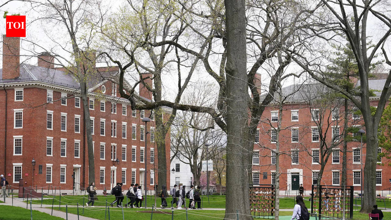Harvard FAS raises $222 million in donations in six months amid $365 million budget deficit