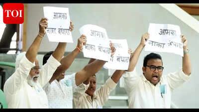 FIR against Mirabag protesters for raising slogans in assembly
